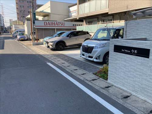 シャーメゾン　今米の駐車場
