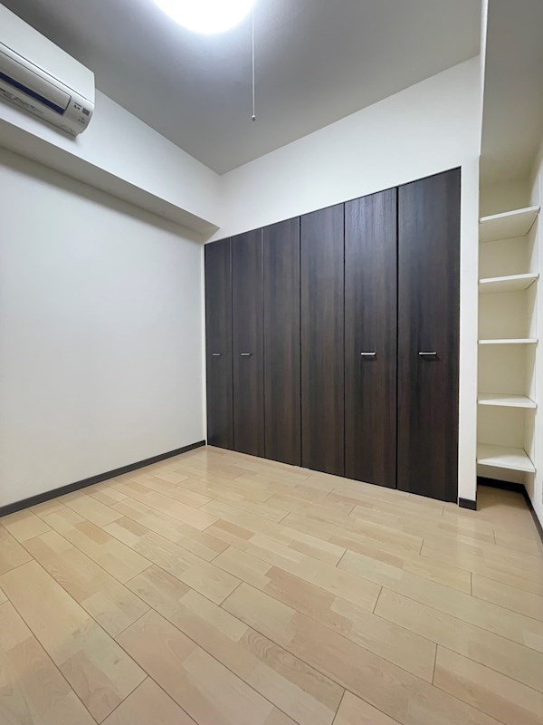 エステムコート神戸ハーバーランド前Ⅴアクアの寝室