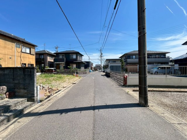【商談中】ファーストタウン　一宮市第1大赤見　全1区画分譲の前面道路含む現地写真|「現地（2026年6月1日）撮影」　
■前面道路　
■ヤマダ不動産　株式会社リライフ