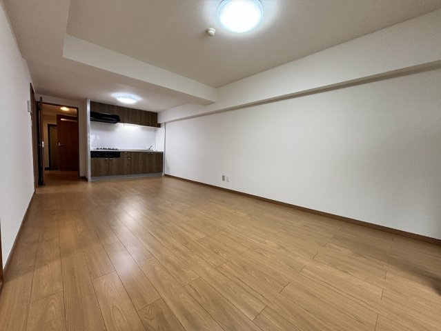 高尾パークハイツA棟の居間・リビング