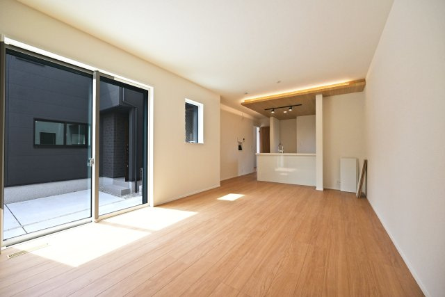 リナージュ塚口町5丁目新築一戸建て│3LDK+駐車1台可のその他|家族に安心の設計、建設性能評価取得×長期優良住宅◎LDに床暖房が標準装備されています。詳細はお気軽にお問い合わせください。