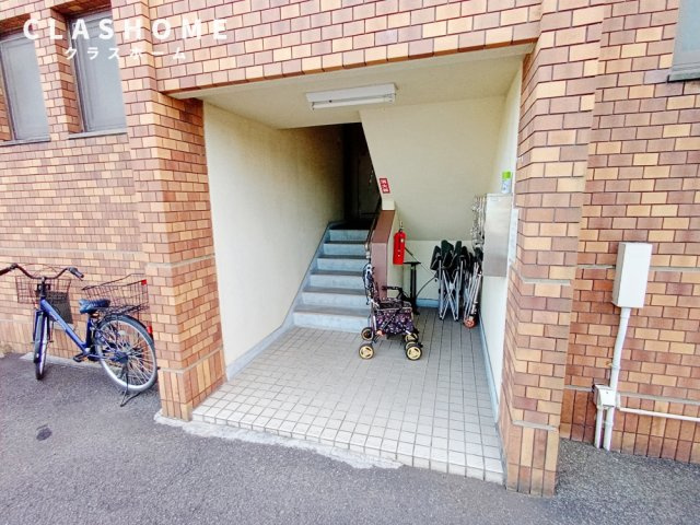 ハイツマルマン　　刈谷市近郊の賃貸はクラスホームのエントランス