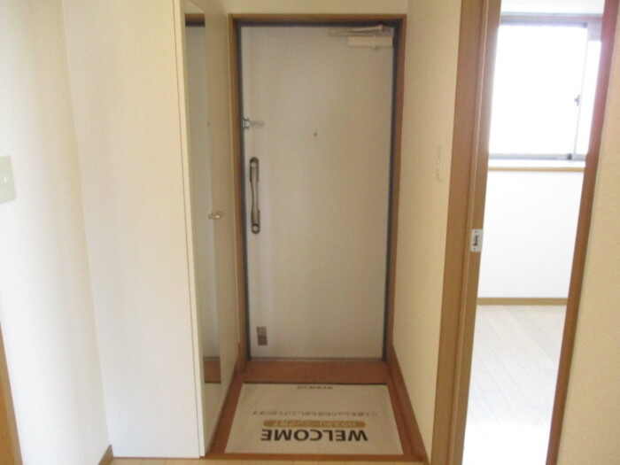 PASTORAL岡崎柱の玄関