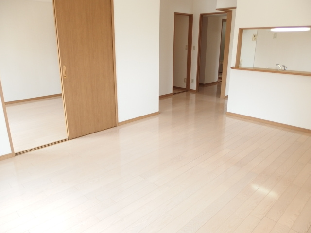 PASTORAL岡崎柱の居間・リビング