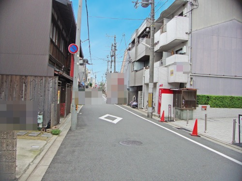 コスモトゥディの周辺