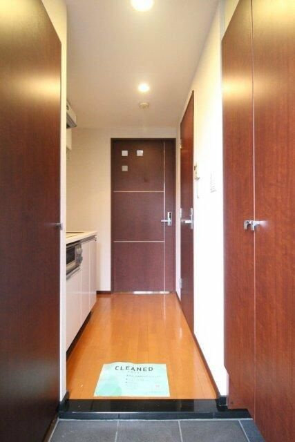 ＡＸＡＳ　ＳＵＧＡＭＯ　Ｓｔａ．の玄関