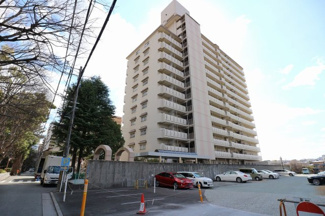 【外観】 | 日興宝塚南口スカイマンション | 【日興宝塚南口スカイマンション】地上１４階建　総戸数１０７戸　ご紹介のお部屋は９階部分です♪リフォーム済みの素敵な室内です！！