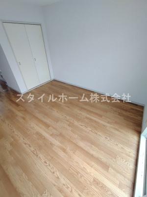 【居間・リビング】 | グリーンステージ中山A | イメージ写真です。