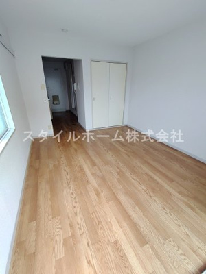 【居間・リビング】 | グリーンステージ中山A | イメージ写真です。