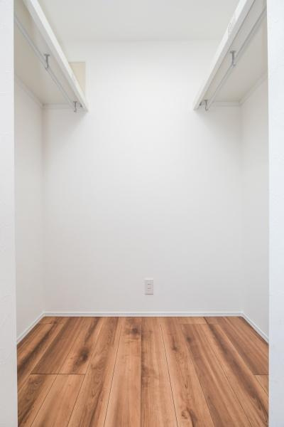 上野丘Ｗ　新築の収納|3階各部屋にウォークインクローゼットを備えています！お部屋がすっきり片付き広く使えます。
