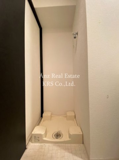 【設備】 | スワンズシティ中之島クロス | 洗面所に洗濯機置き場があります