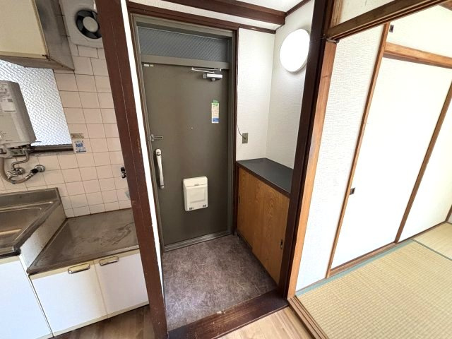 六甲コーポラスの玄関