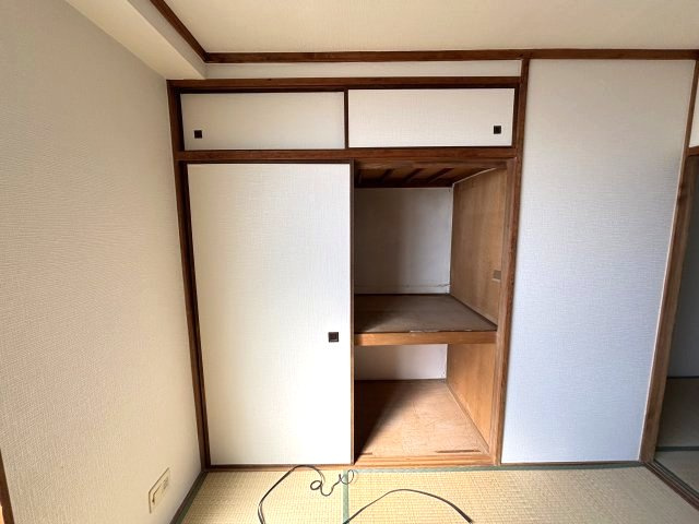 六甲コーポラスの収納
