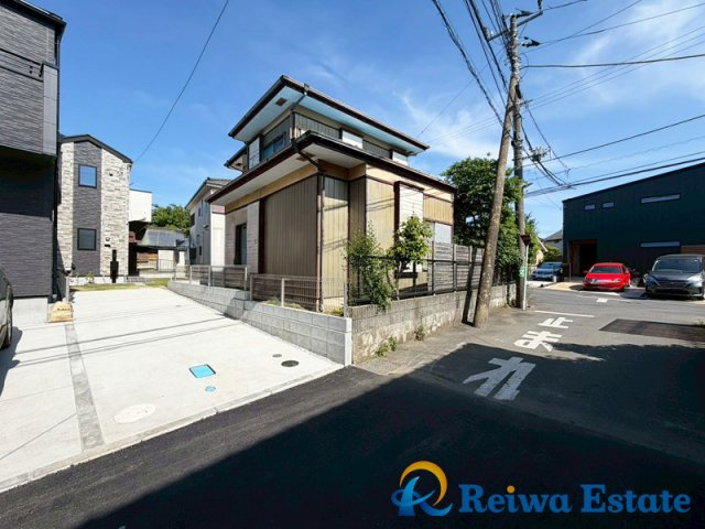 新築戸建　茅ヶ崎市柳島2丁目の前面道路含む現地写真|周辺は戸建てを中心とした閑静な住宅街で子育て世帯にオススメです☆彡