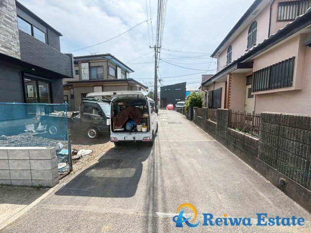 新築戸建　茅ヶ崎市柳島2丁目の前面道路含む現地写真