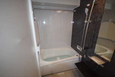 【浴室】 | 中古マンション藤沢駅ダイアパレス湘南藤沢Ⅱ-１０階-53-7- | お風呂写真