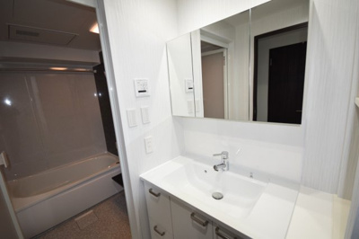 【独立洗面台】 | 中古マンション藤沢駅ダイアパレス湘南藤沢Ⅱ-１０階-53-7- | 洗面化粧台