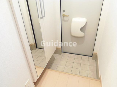 【玄関】 | ル・シェル・ブルー西館