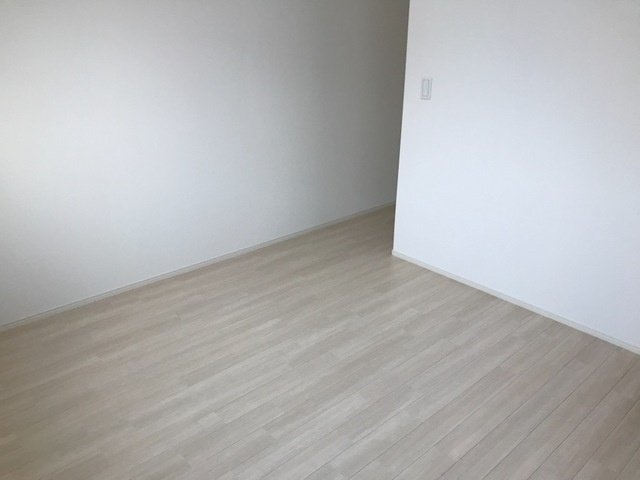 コントレイルの洋室