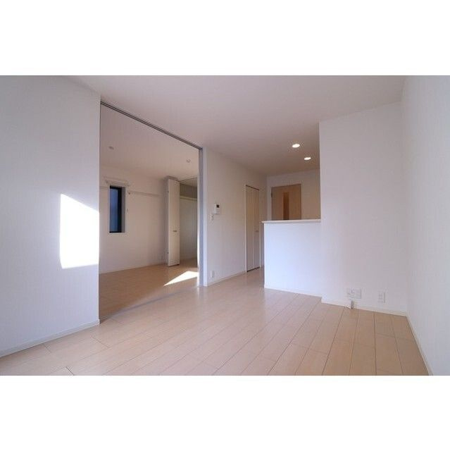 メゾン・ドゥ・ソレイユの居間・リビング