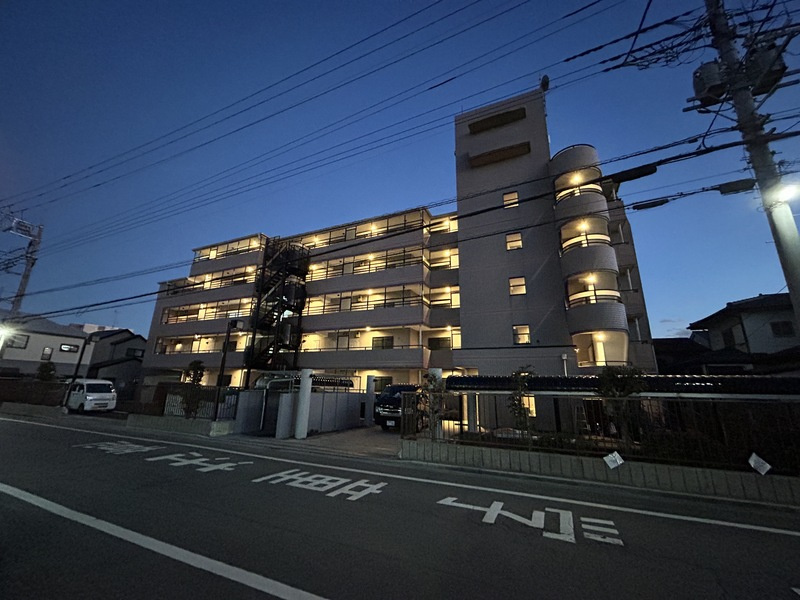 PLENDY浦和別所の外観