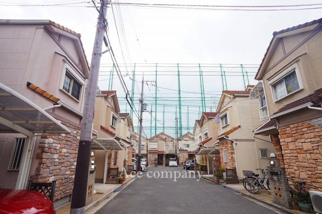 【前面道路含む現地写真】 | 東大阪市若江本町3丁目 | 【前面道路：幅員約6.5ｍ☆】