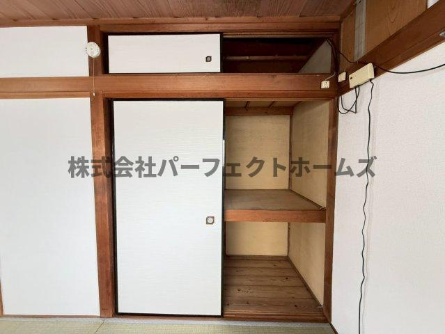 招提平野町戸建　賃貸の収納|大きなスペースがあり、収納には困りません