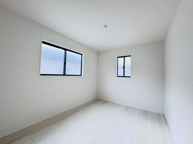 市川市香取１丁目新築戸建【南行徳小学校：6分】の子供部屋|6帖洋室