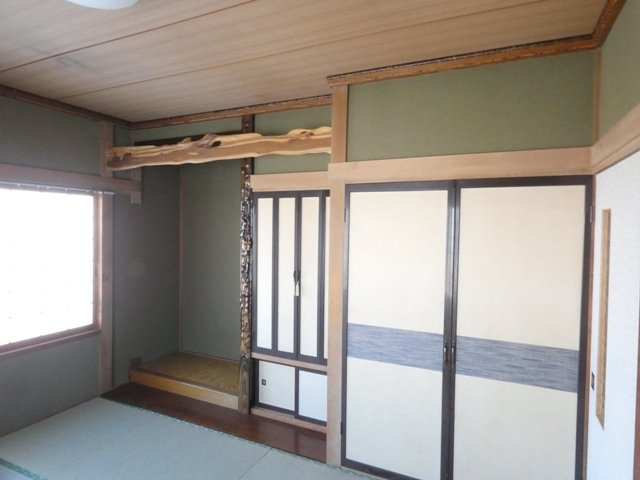 新富士町２－５－１１貸家の和室