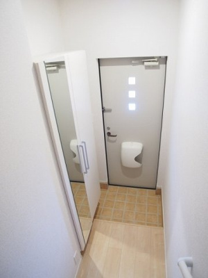 【玄関】 | ピアニーⅢ