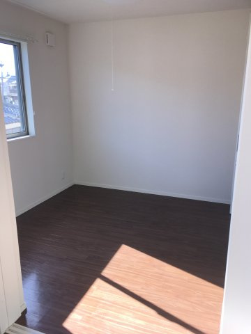 ジャドールの寝室|使い勝手のいい寝室です