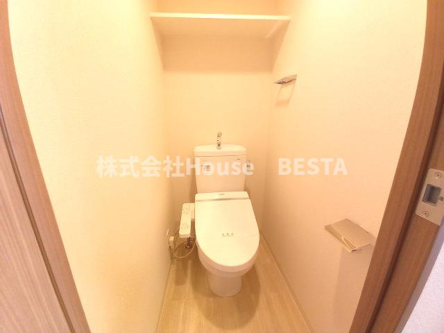 LEGESTA神戸ガーデンパレスのトイレ