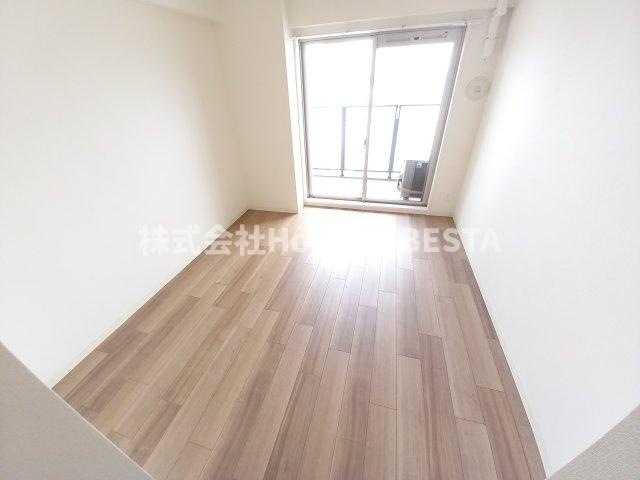 LEGESTA神戸ガーデンパレスの居間・リビング