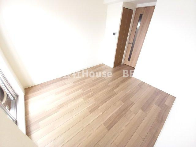 LEGESTA神戸ガーデンパレスの洋室