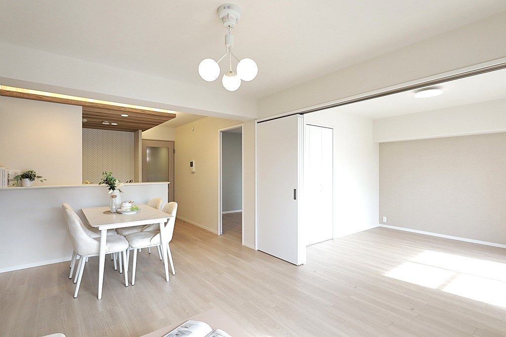 ユアサハイム新高の居間・リビング|開放感あふれるリビング空間◎