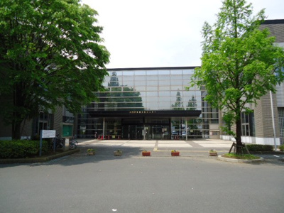 【周辺】 | 仮）東別所町アパートＴＲ1013Ｎ1 | 太田市立中央図書館まで2,168ｍ