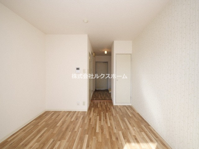 アネックス西村の居間・リビング