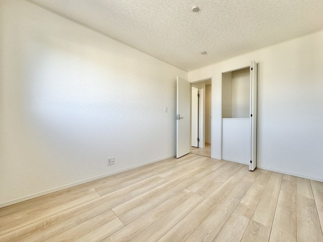 磐田市二之宮第5の洋室|約6帖の洋室です。