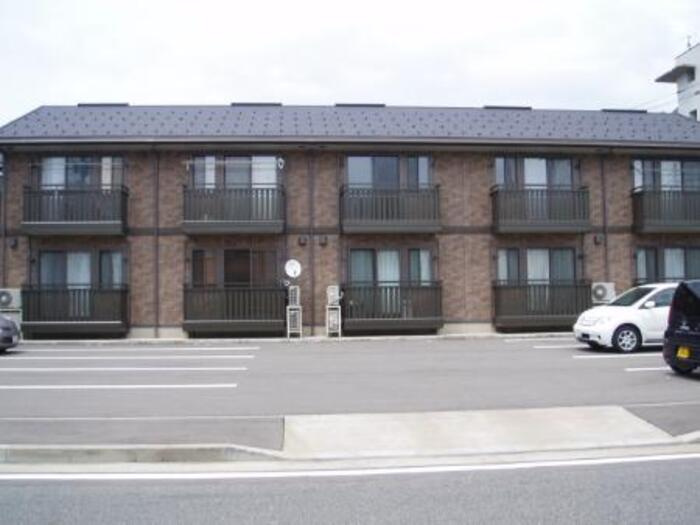 カーサ・ジュネス乾徳