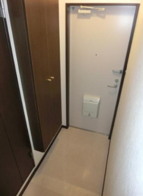 ルミエール幕張Iの玄関