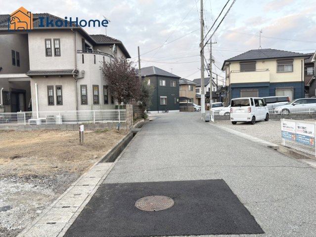 神戸市西区二ツ屋1丁目　土地の前面道路含む現地写真|●年中無休：当日予約可●前面道路北東側広く幅員約6mございますのでお車の出し入れも安心です。