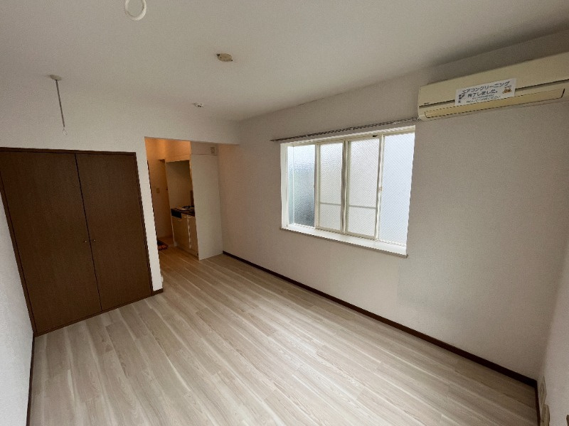 エステートアイの洋室