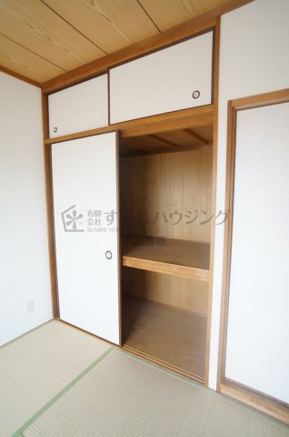 リヒテール中山の収納