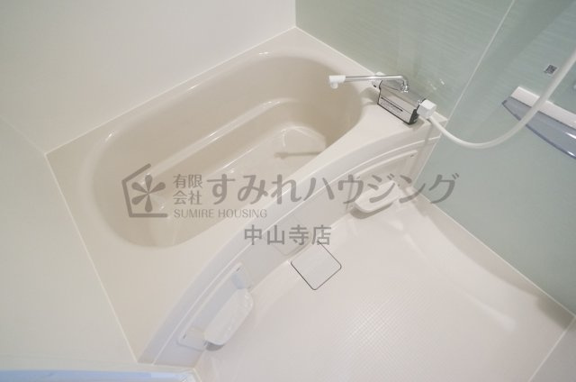 リヒテール中山の浴室