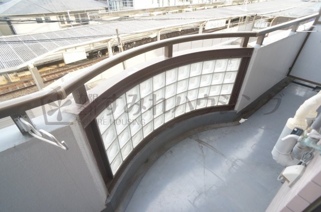 リヒテール中山のバルコニー