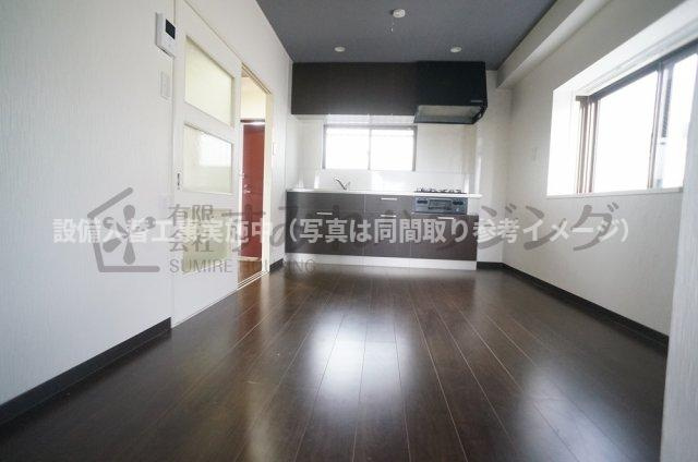 リヒテール中山の居間・リビング