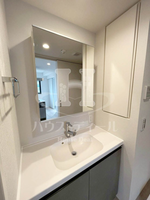 【独立洗面台】 | nido MOTOHASUNUMA | 独立洗面台、朝の身支度には欠かせません