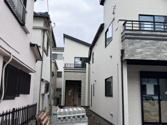市川市入船新築戸建の外観|A号棟外観・2月13日撮影・もうすぐ完成！