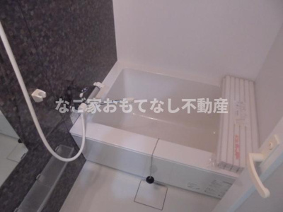 【浴室】 | キューブ上小田井 Ｂ棟（CUBE上小田井Ｂ棟）