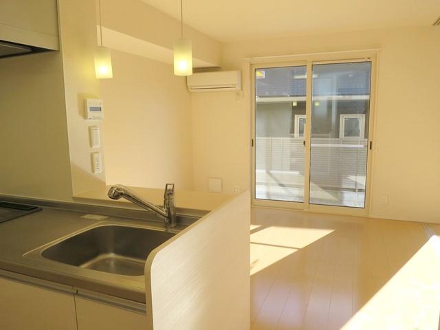 グランドゥールの居間・リビング|あたたかい居室です♪